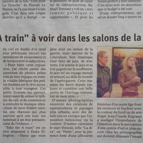 LE DAUPHINE 110320